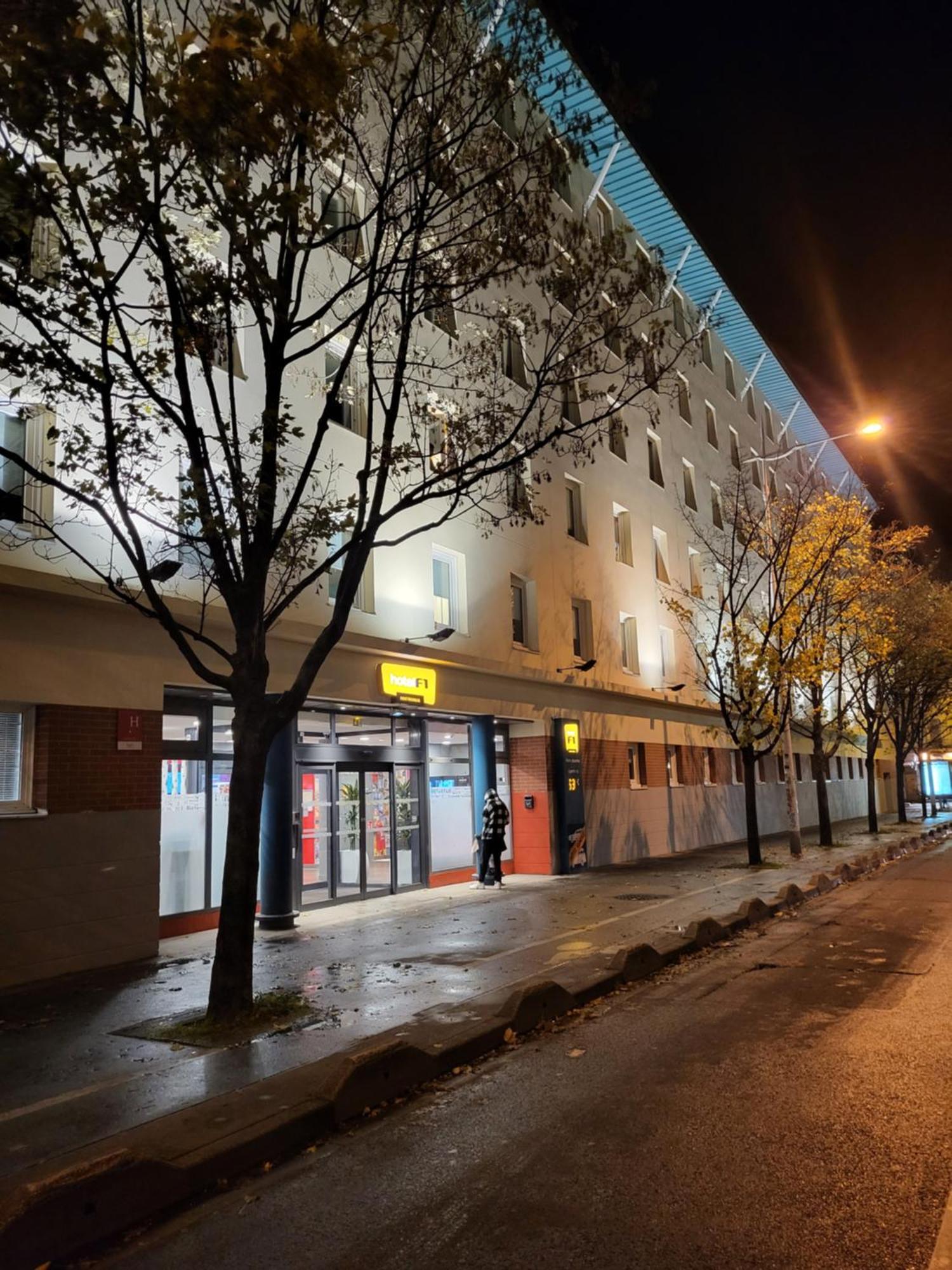 Hotelf1 Paris Porte De Montreuil Bagnolet Εξωτερικό φωτογραφία
